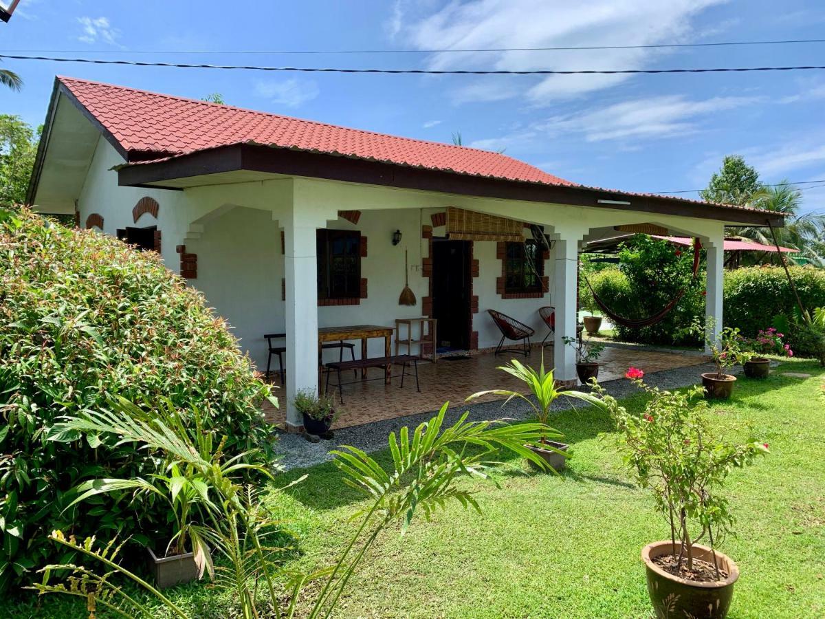 Lovely Garden Villas Pantai Cenang  Luaran gambar