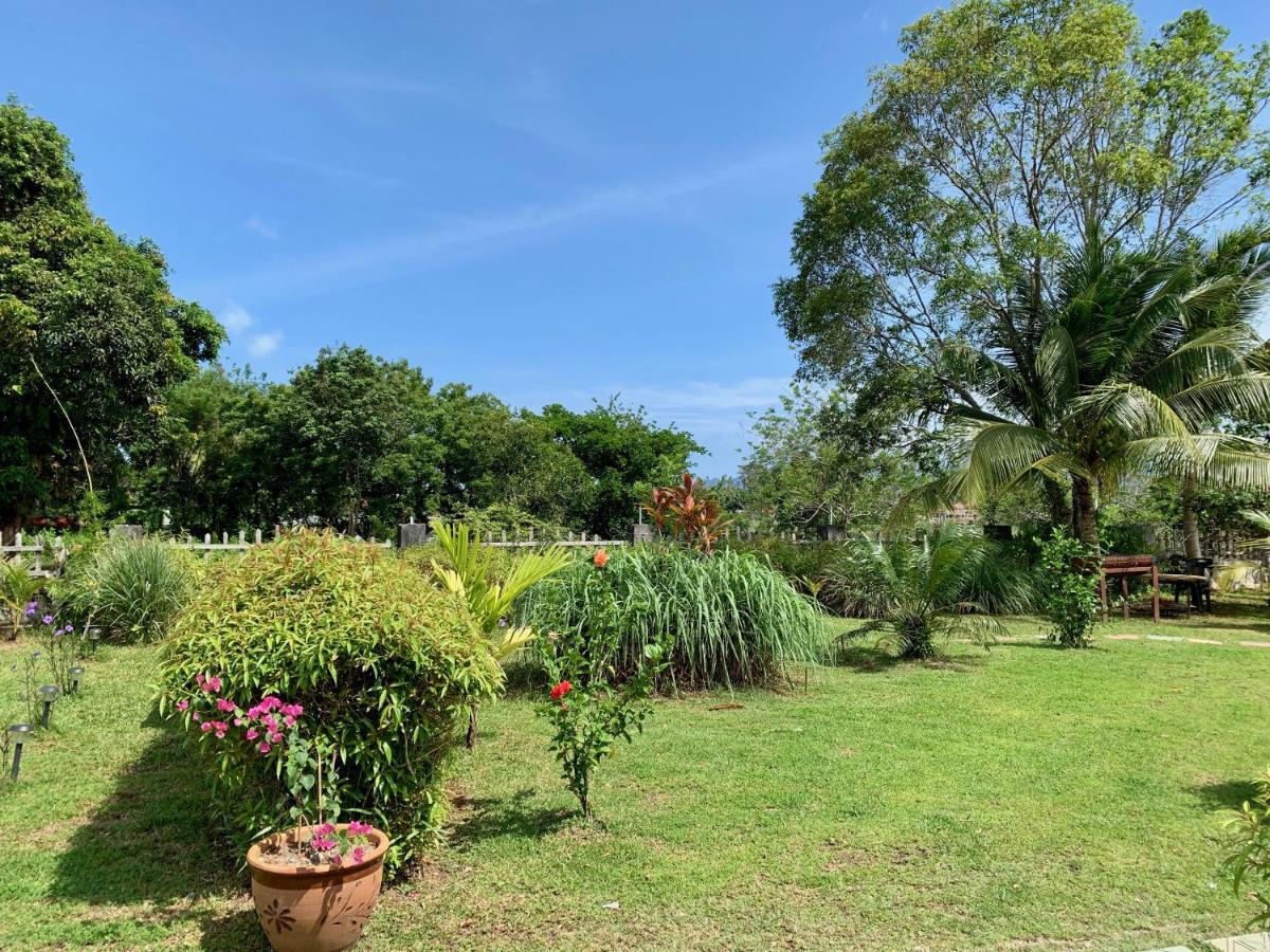 Lovely Garden Villas Pantai Cenang  Luaran gambar